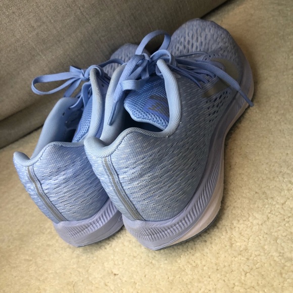 SOLD‼️ - Picture 5 of 7